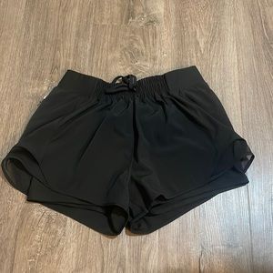 Women’s activewear shorts
